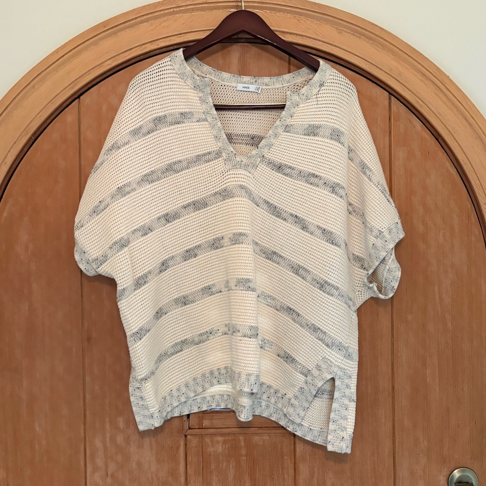 Vince Knit Short Sleeve sweater cape / poncho